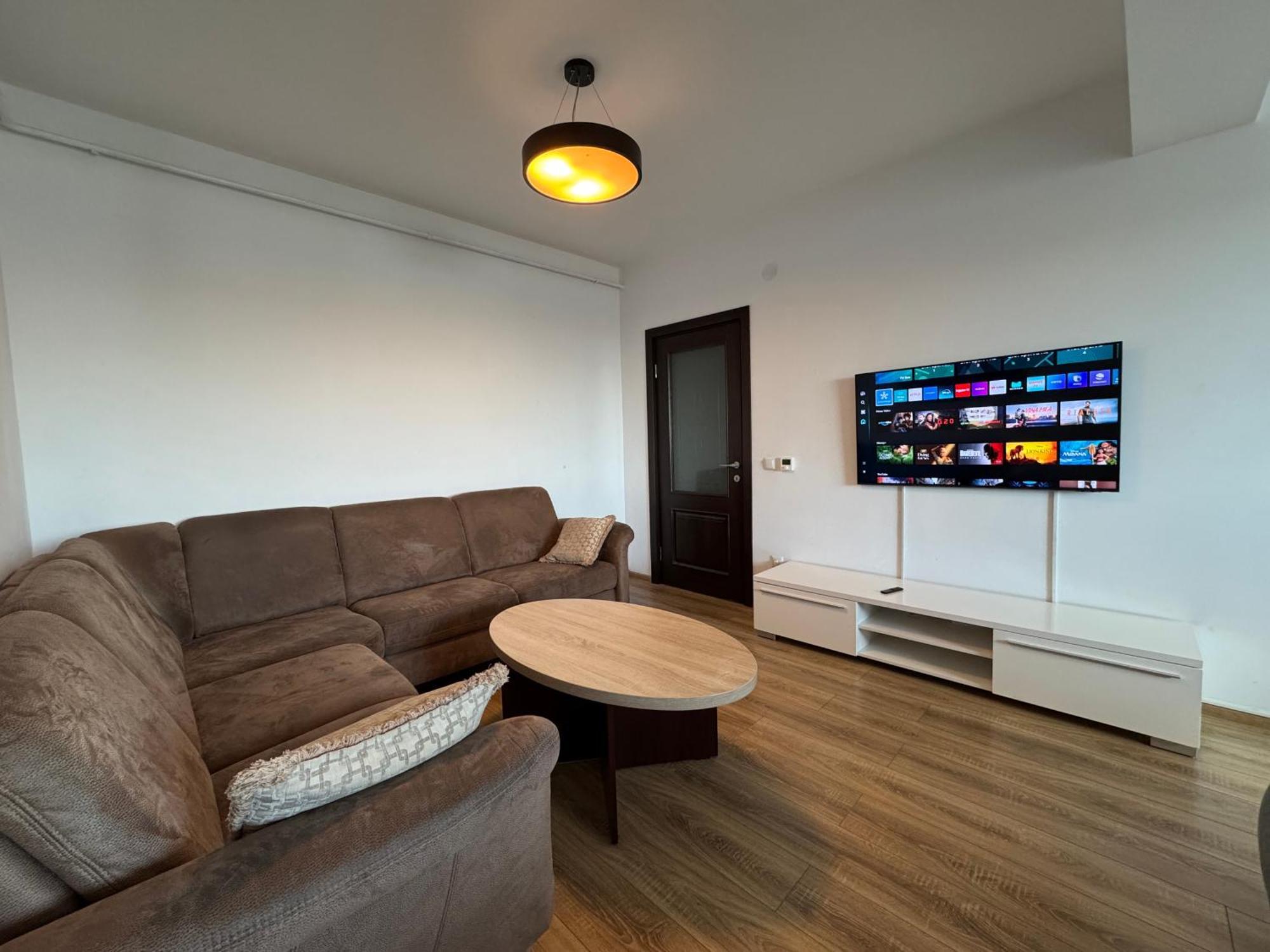 Rivera Apartments - Premium Accomodation Яш Екстериор снимка